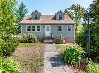 72 Skilton Ln, Burlington, MA 01803