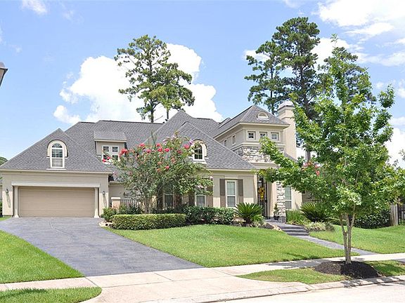 2nd image of 26 Kingwood Greens Dr