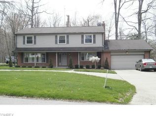 8654 Squirrel Hill Dr NE, Warren, OH