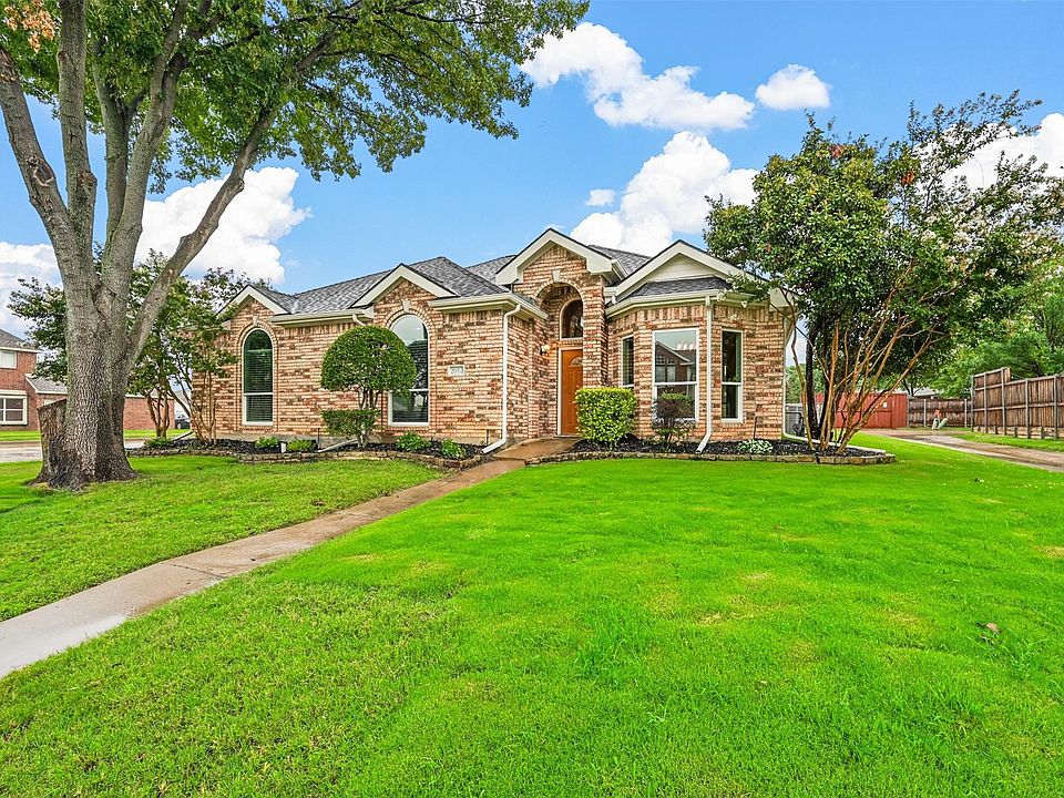 1st image of 2043 Biscayne Dr