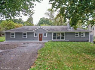 6239 Grange Hall Rd, Holly, MI 48442
