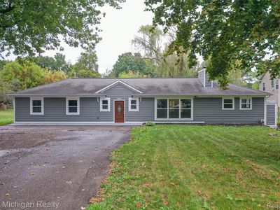 6239 Grange Hall Rd, Holly, MI, 48442