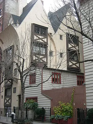 Rented by We Are Real Estate of America Corp | media 11