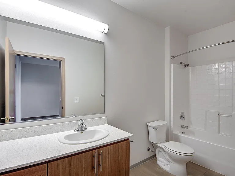 Slate Apartments — Photo 26