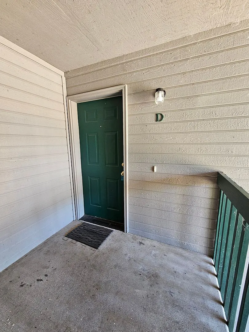 2107001 — Photo 3