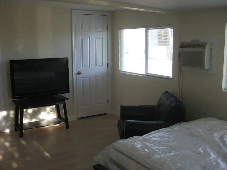 Sunfish Dr — Photo 10