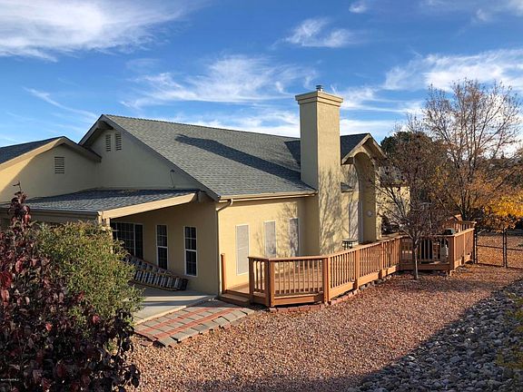 2nd image of 1032 Sunflower Way