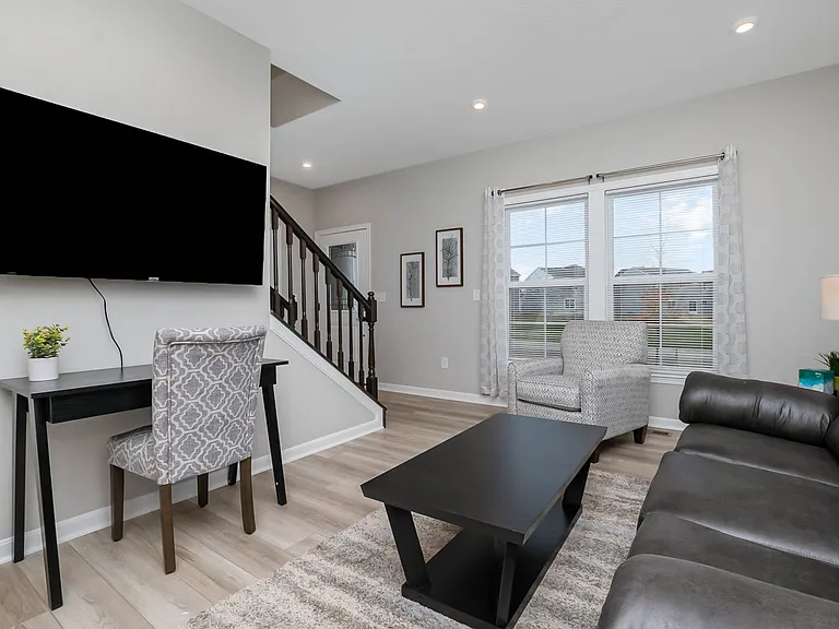 5762 Azra Ct — Photo 8
