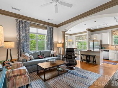 42 Schenck Pkwy #205, Asheville, NC, 28803