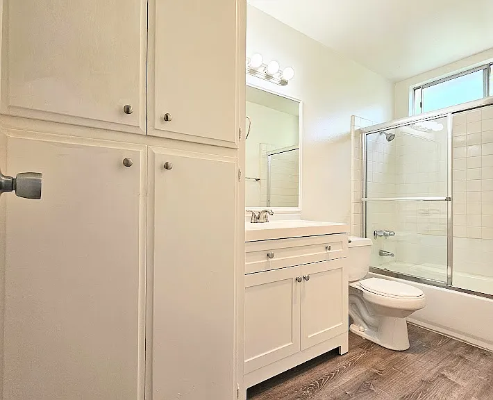 4525 Hamilton St #7 — Photo 8