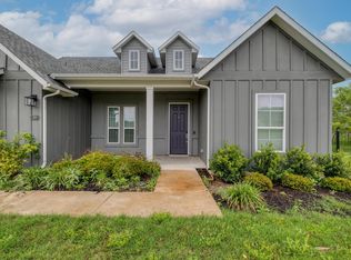 359 Raptor Beak Way, Cedar Creek, TX 78612
