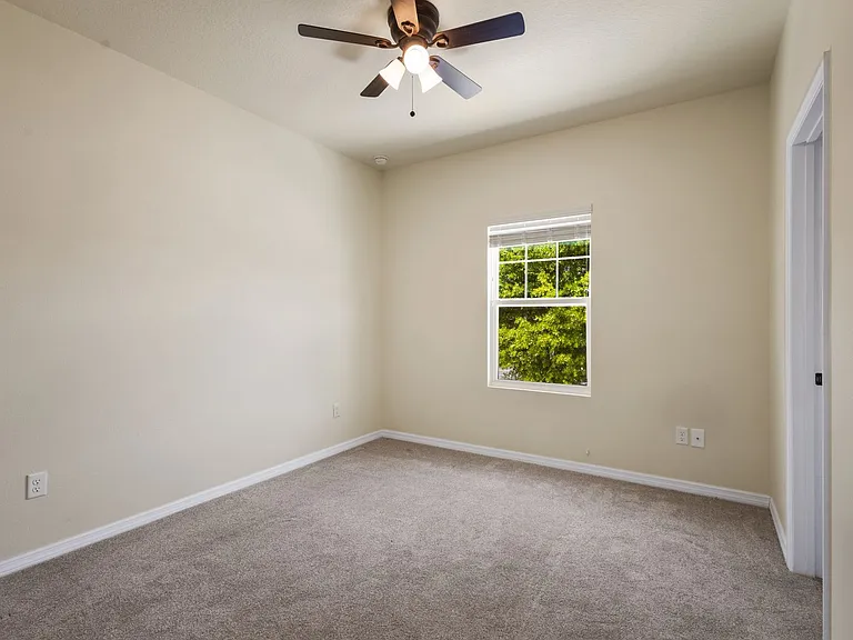 509 Sunbranch Ln — Photo 16