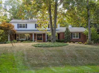 735 Treecrest Dr, Akron, OH 44333