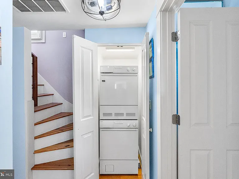 41 N Atlantic Ave — Photo 47