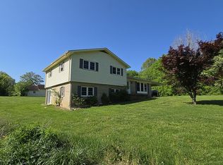 950 Lovelaceville Florence Sta E, Paducah, KY 42003