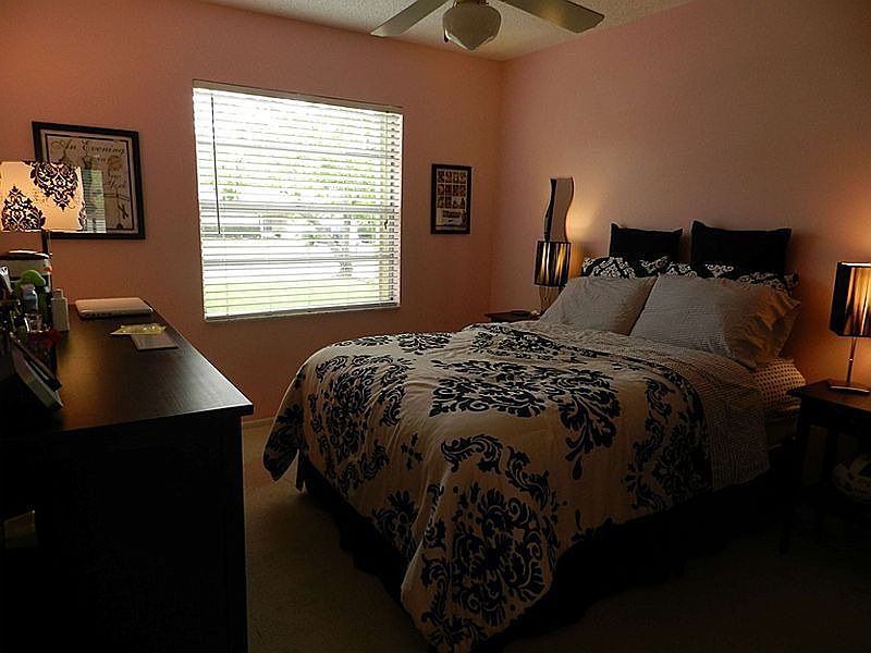 1st image of 1415 Prairie Lake Blvd