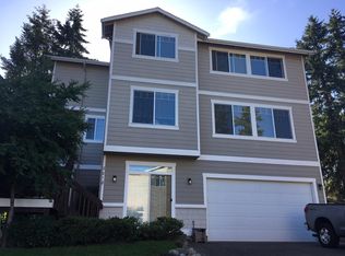 2018 NE 25th Pl, Renton, WA 98056