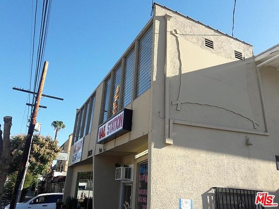 4th image of 3042 Rowena Ave