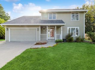 806 N 12th St, Indianola, IA 50125