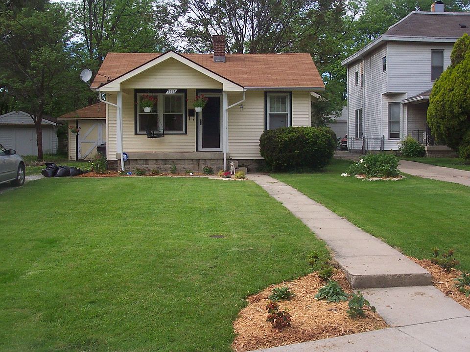 2nd image of 5894 E Dewey Ave
