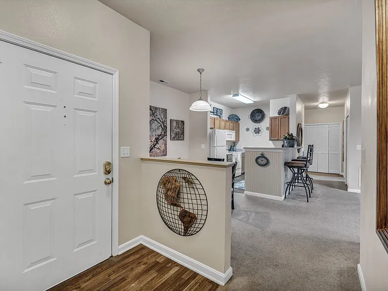 8582 Lincoln Ave — Photo 9