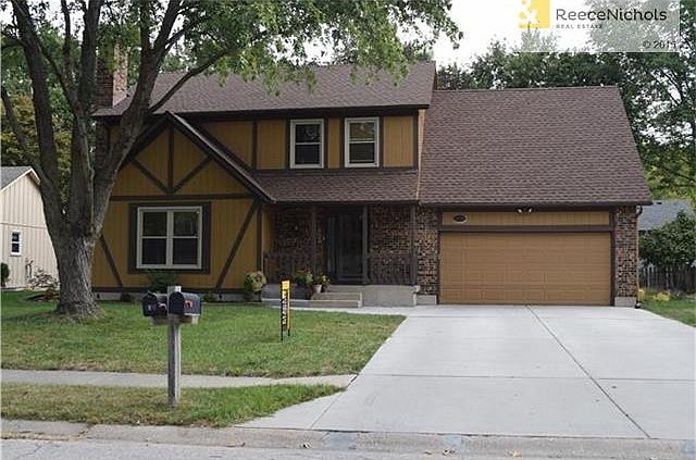 Super Move-in Ready 2 Story!