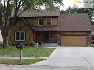 2020 S Apache St, Olathe, KS 66062