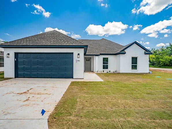 5606 Belaire Cir, Granbury, TX 76048
