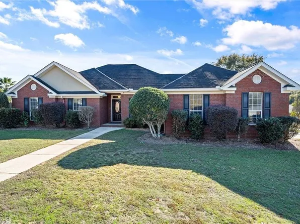 10041 Youngstowne Dr, Semmes, AL 36575