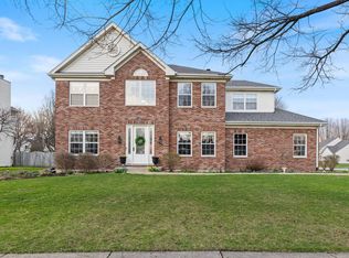 202 Mill St, Batavia, IL 60510