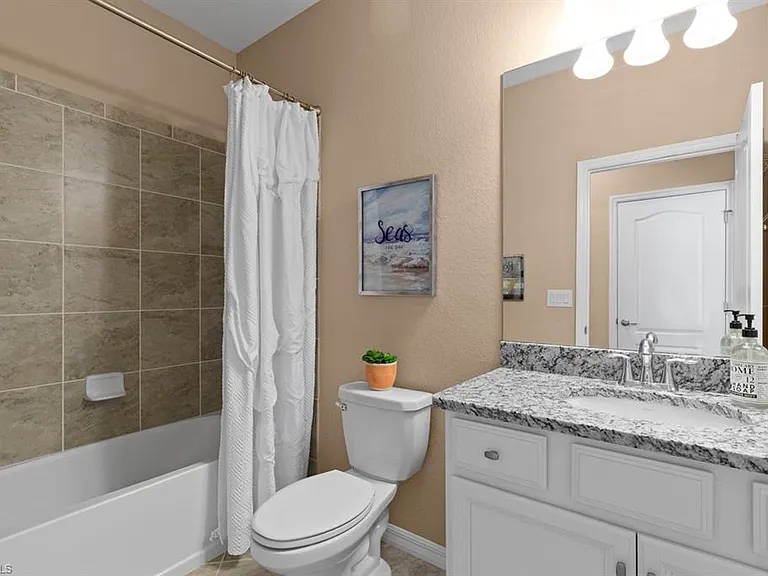 16148 Bonita Landing Cir — Photo 16