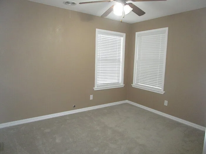 5225 Mack Rd — Photo 11