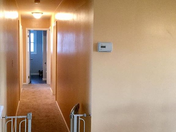 4th image of 590 Twilight Dr