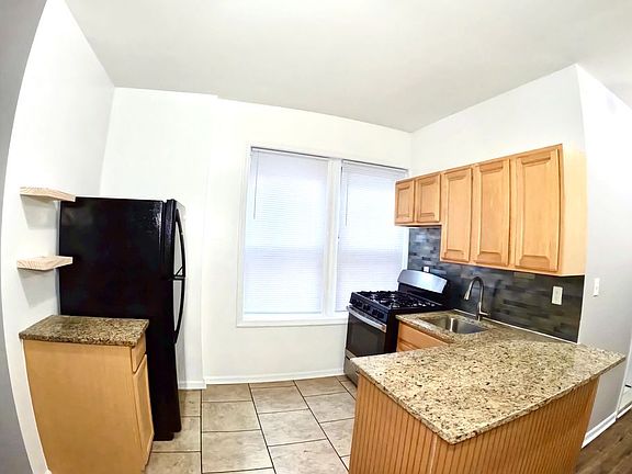 2nd image of 350 Princeton Ave APT 4