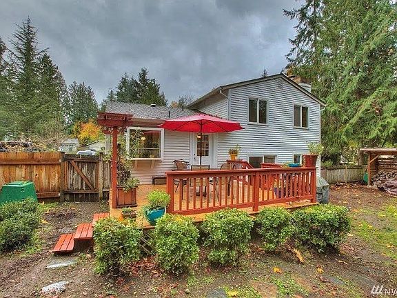 2nd image of 2525 231st Ave NE