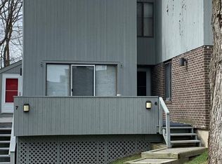 6 Redwood Ln UNIT 6, Ridgefield, CT 06877