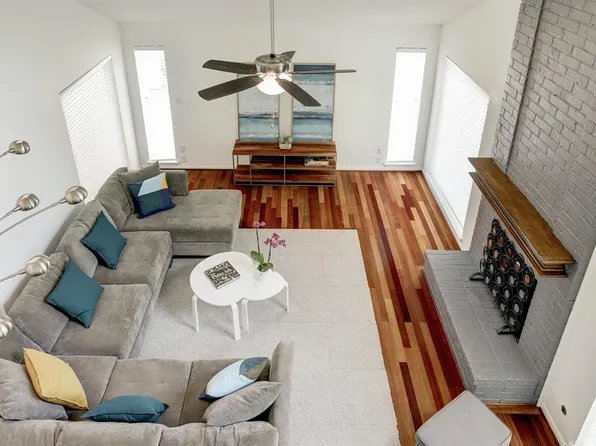 12823 Tutor Ln, Houston, TX 77077