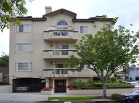 Executive Villas, LLC