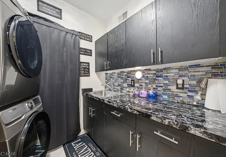 11 Rosewood Ln — Photo 21
