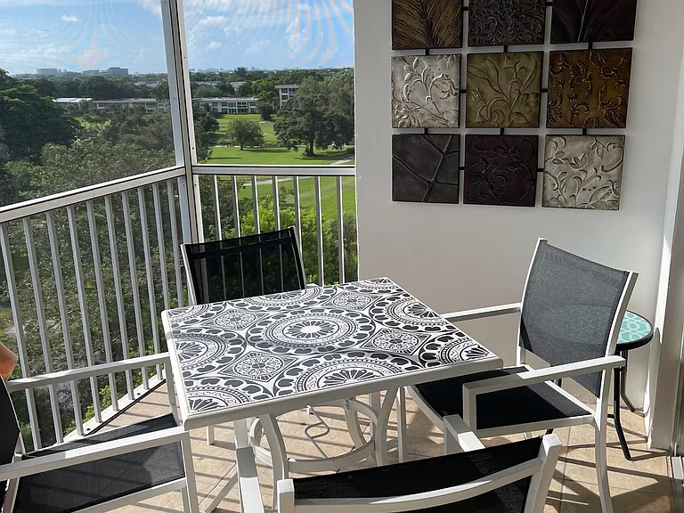 3250 N Palm Aire Dr #709 — Photo 6
