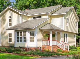 1718 Carthage St, Sanford, NC 27330