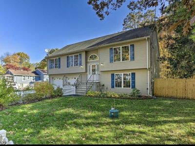 100 Lake Shore Dr, Hewitt, NJ, 07421