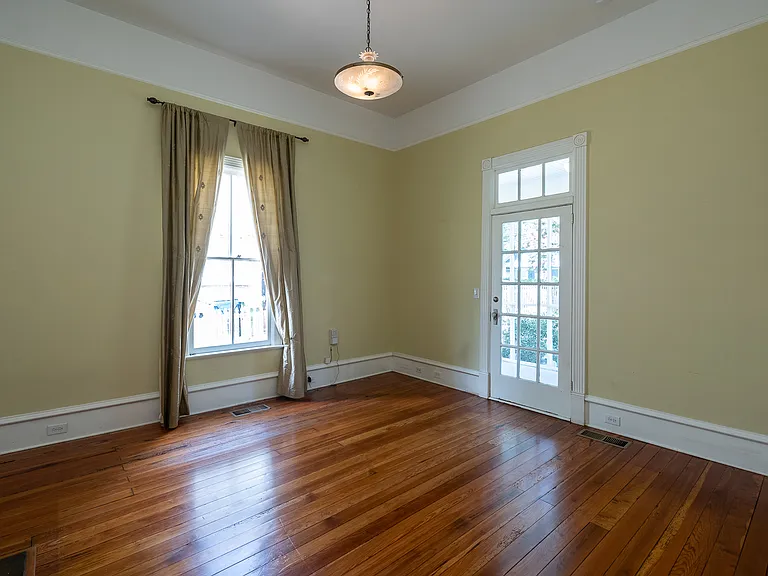 765 Woodland Ave SE — Photo 6