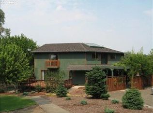 6133 Roberts Creek Rd, Roseburg, OR 97470