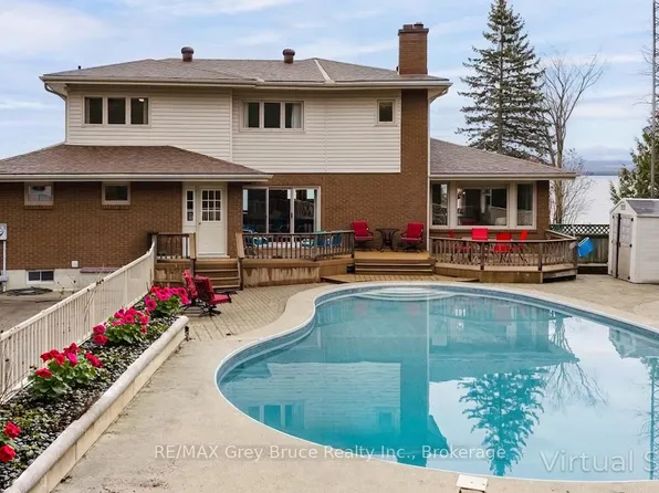 122 Cottage Ln, Georgian Bluffs, ON N4K 5N4
