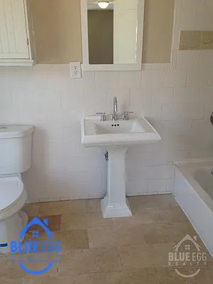 Rented by Blue Egg Realty Corp | media 37