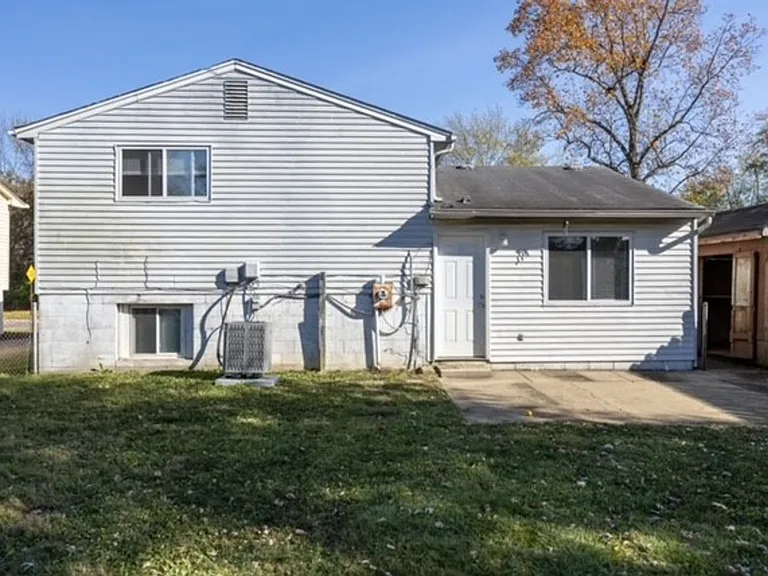 2859 Falcon Bridge Dr — Photo 25