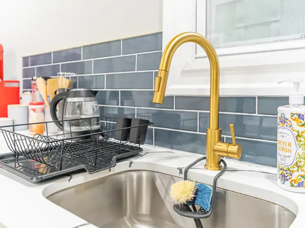 115 Arlington Avenue image 15 of 19