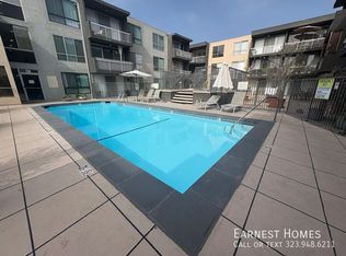 1745 Camino Palmero St APT 304, Los Angeles, CA 90046