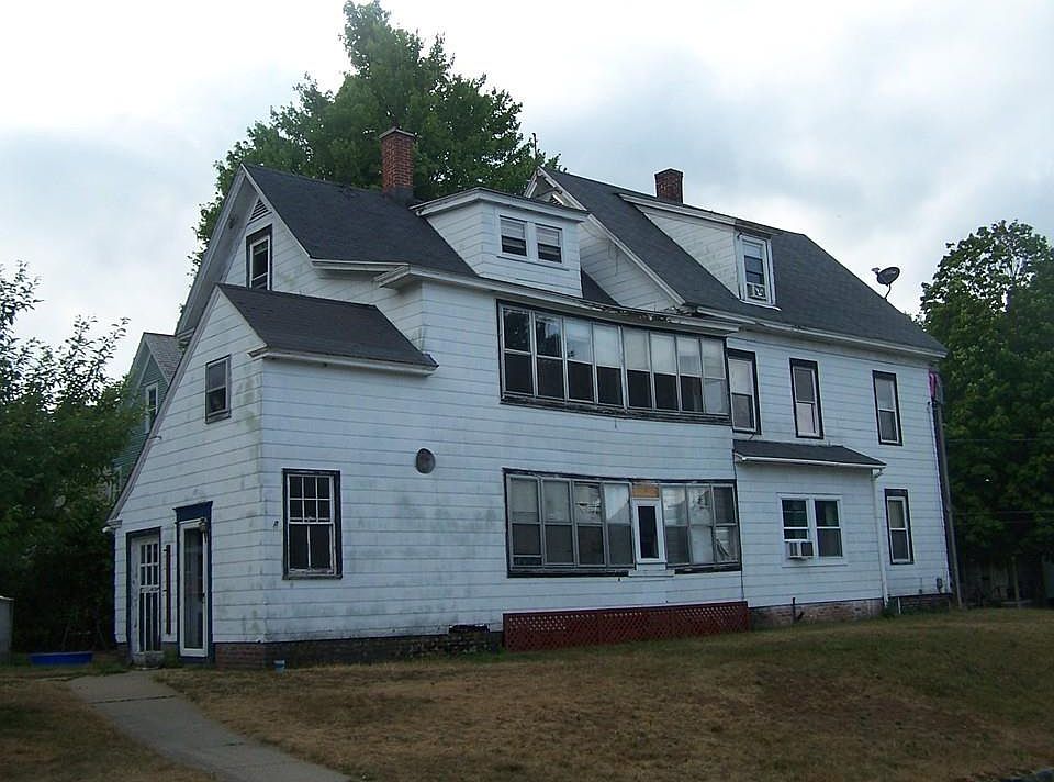 2nd image of 19 Hamilton Ave